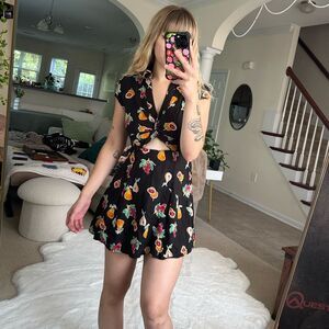 Urban Outfitters Black Harlow cutout Twist
Front fruit / pear print Retro dress